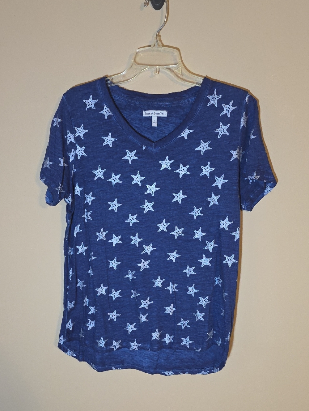 Womens Sunsets & Sweet Tea Vneck Tshirt Blue W/ Silver Starfish Size M